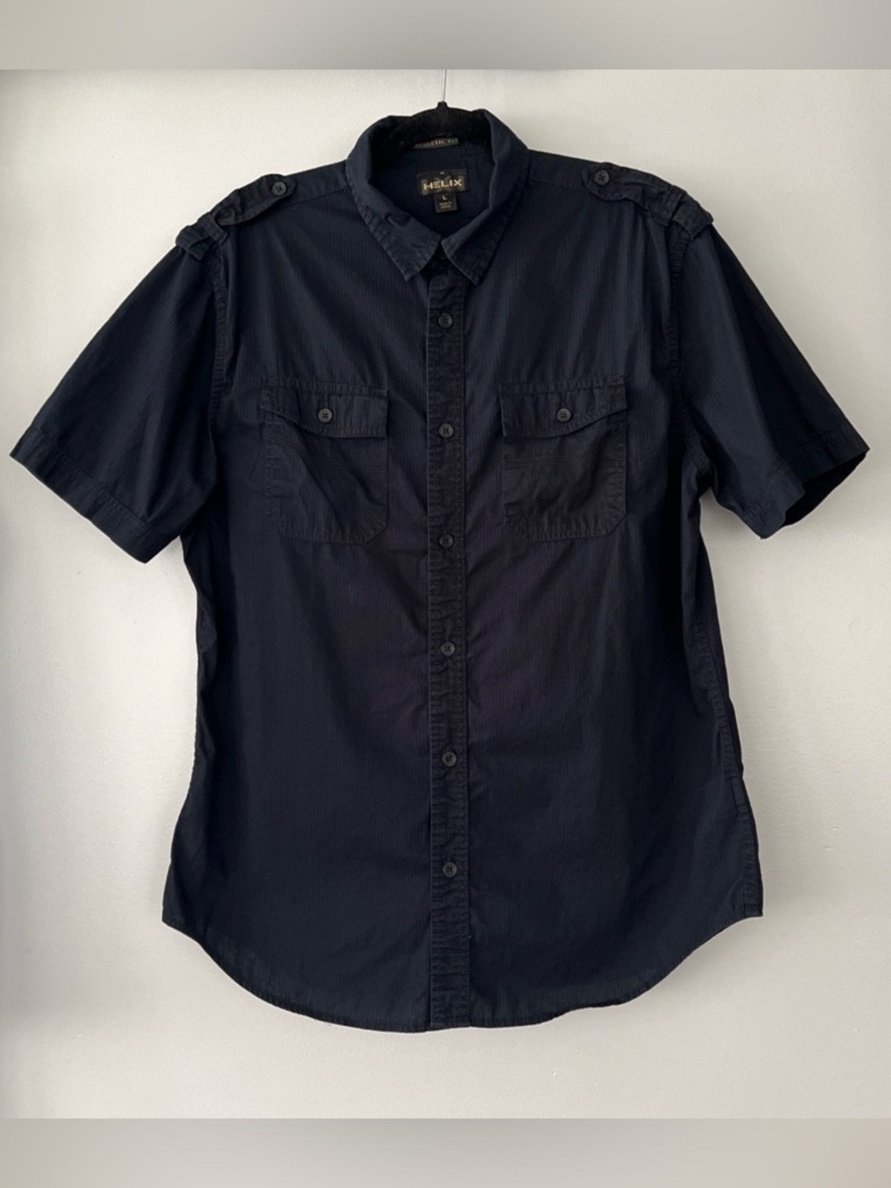 Helix Short-Sleeve Button-Down Shirt in Black Y2K Skater